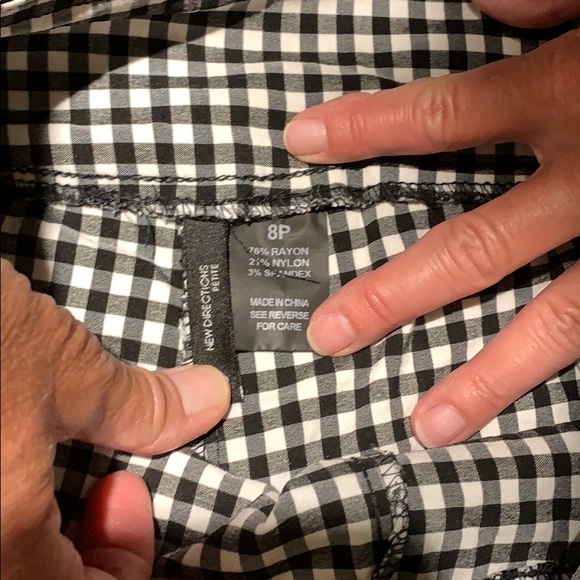 Checker board skirt - Picture 3 of 3